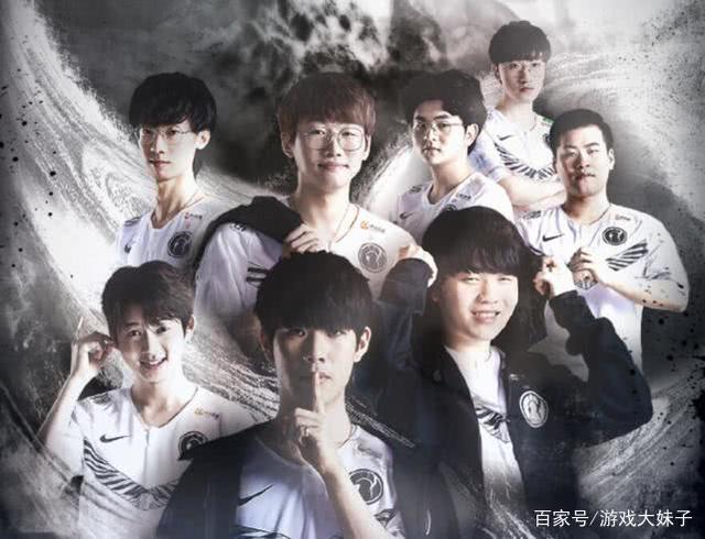 和专家们对 和专家们对