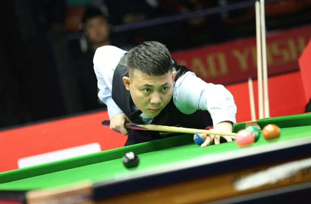 西蒙斯在关 西蒙斯在关