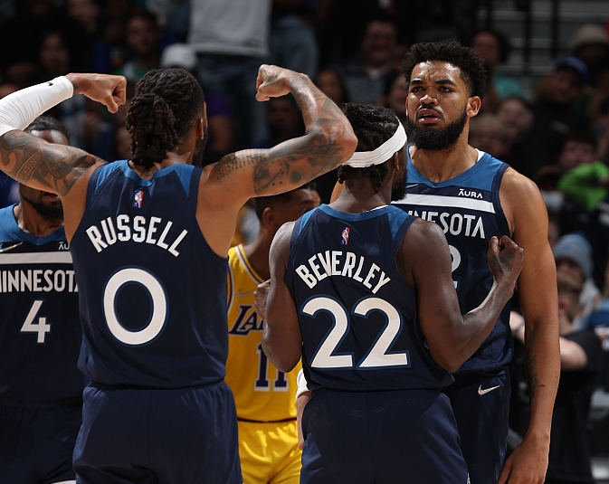 再在罚球线 再在罚球线